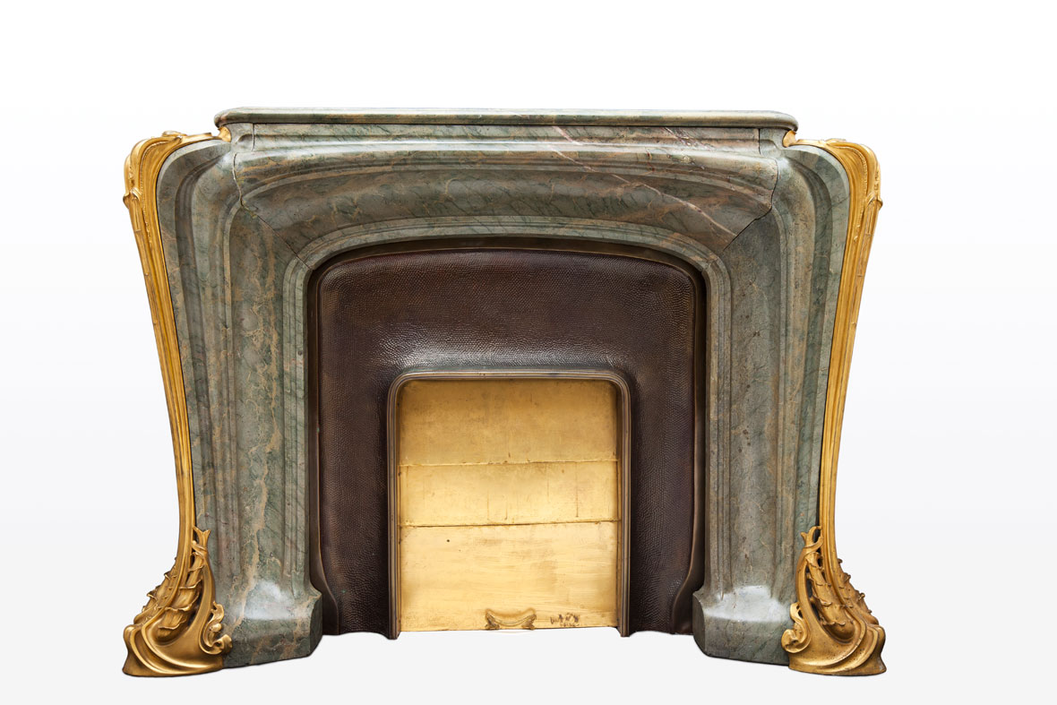Majorelle Fireplace